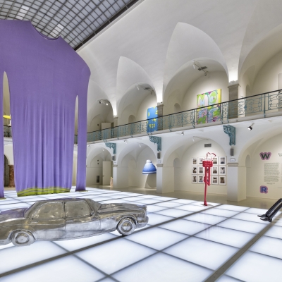 Náhled článku mobil: Galerie Lázně Liberec se po modernizaci otevřela. Hlavním tahákem je světoznámý Erwin Wurm