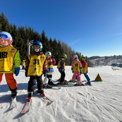 Náhled článku mobil: Ve Vysokém nad Jizerou se ode dneška lyžuje. Lákadlem je dětský ski park