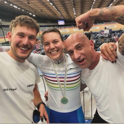 Náhled článku mobil: Marie Bryxi ze Cvikova je mistryní světa v dráhové cyklistice. Zlato z Londýna podtrhla světovým rekordem