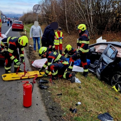 Náhled článku mobil: V Libereckém kraji ubývá dopravních nehod. Nebezpečí se skrývá v elektromobilech