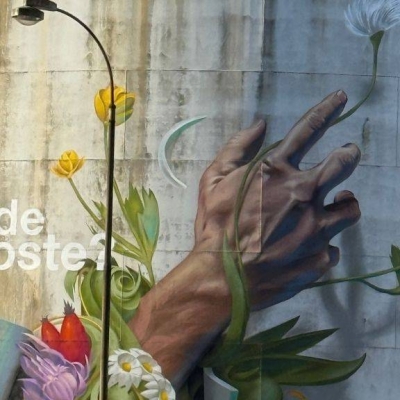 Náhled článku mobil: Silo liberecké teplárny zdobí unikátní velkoformátový mural