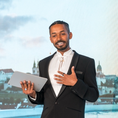 Náhled článku mobil: Liberec se stane centrem evropských inovací. MoonshotX přiveze Yemiho i mladé vizionáře