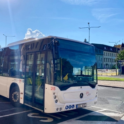 Náhled článku mobil: Jablonec hledá nového autobusového dopravce. Změnil podmínky, klíčové jsou elektrobusy
