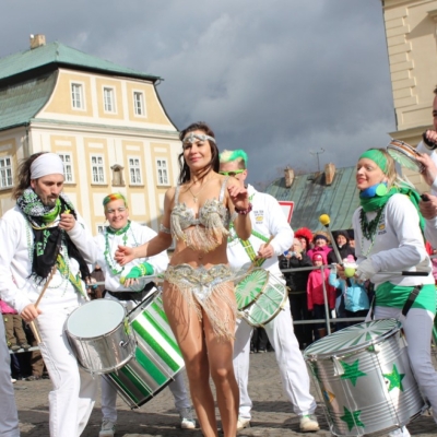 Náhled článku mobil: 20 let barev a rytmů. Novoborský masopust spojí Valentýna s brazilskou show