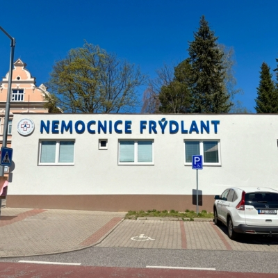 Náhled článku mobil: Ve Frýdlantu pokračuje modernizace nemocnice za více než 300 milionů korun. Vznikne nový ambulantní trakt