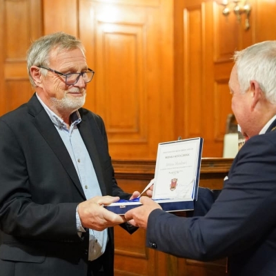 Náhled článku mobil: Liberec ocenil Jiřího Moulise. Starostu, který spolupracoval s Havlem a vrátil městu prestiž