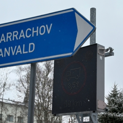 Náhled článku mobil: Kamiony na Harrachov neprojedou. Silničáři kvůli sněžení opět uzavřeli hlavní tah do Polska