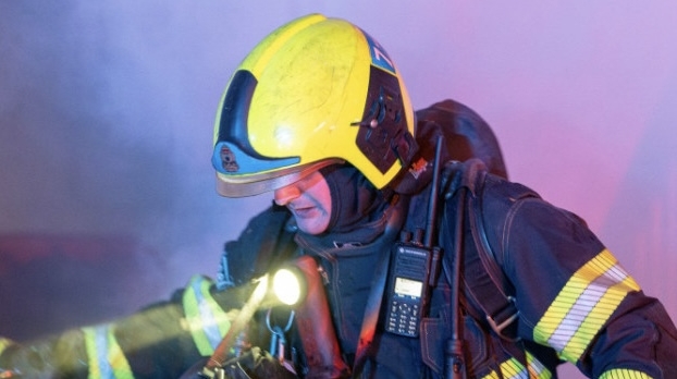 Náhled článku: V hořícím bytě v Tanvaldu našli v noci hasiči mrtvého muže