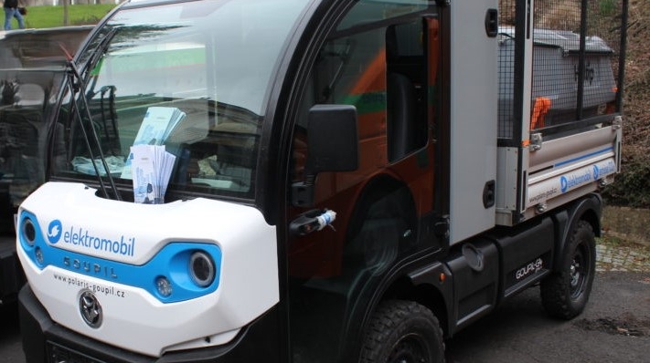 Náhled článku: Jablonecké hřbitovy nově spravuje nákladní elektromobil