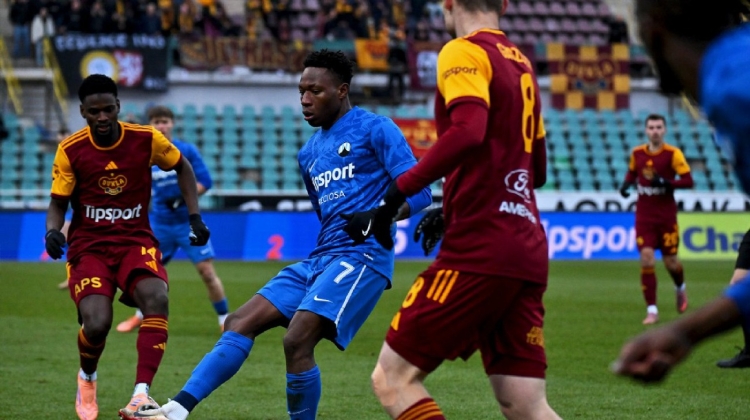 Náhled článku: Slovan zachránil bod v závěru. S Duklou remizoval po Krollisově trefě 1:1