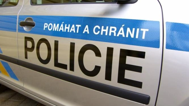 Náhled článku: Jablonečtí strážníci zadrželi zloděje s hliníkovým kotlíkem na hlavě