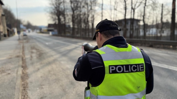 Náhled článku: Rychlost a mobily za volantem. Krajská speciální akce odhalila desítky prohřešků