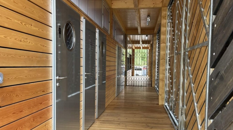 Náhled článku: Toalety u jablonecké přehrady se otevřely. Na Tajvan si lidé ještě počkají