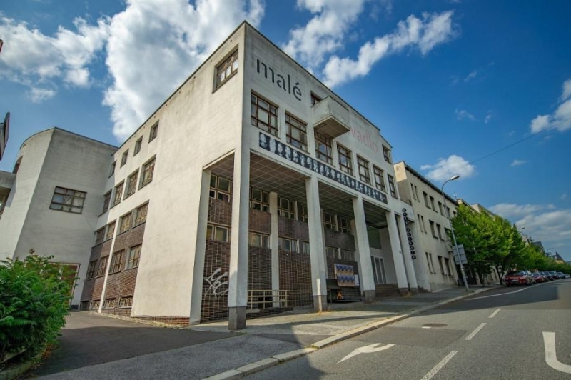Image 1